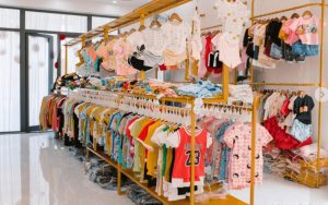 nhập sỉ tại các shop chuyên bán quần áo trẻ em Quảng Châu