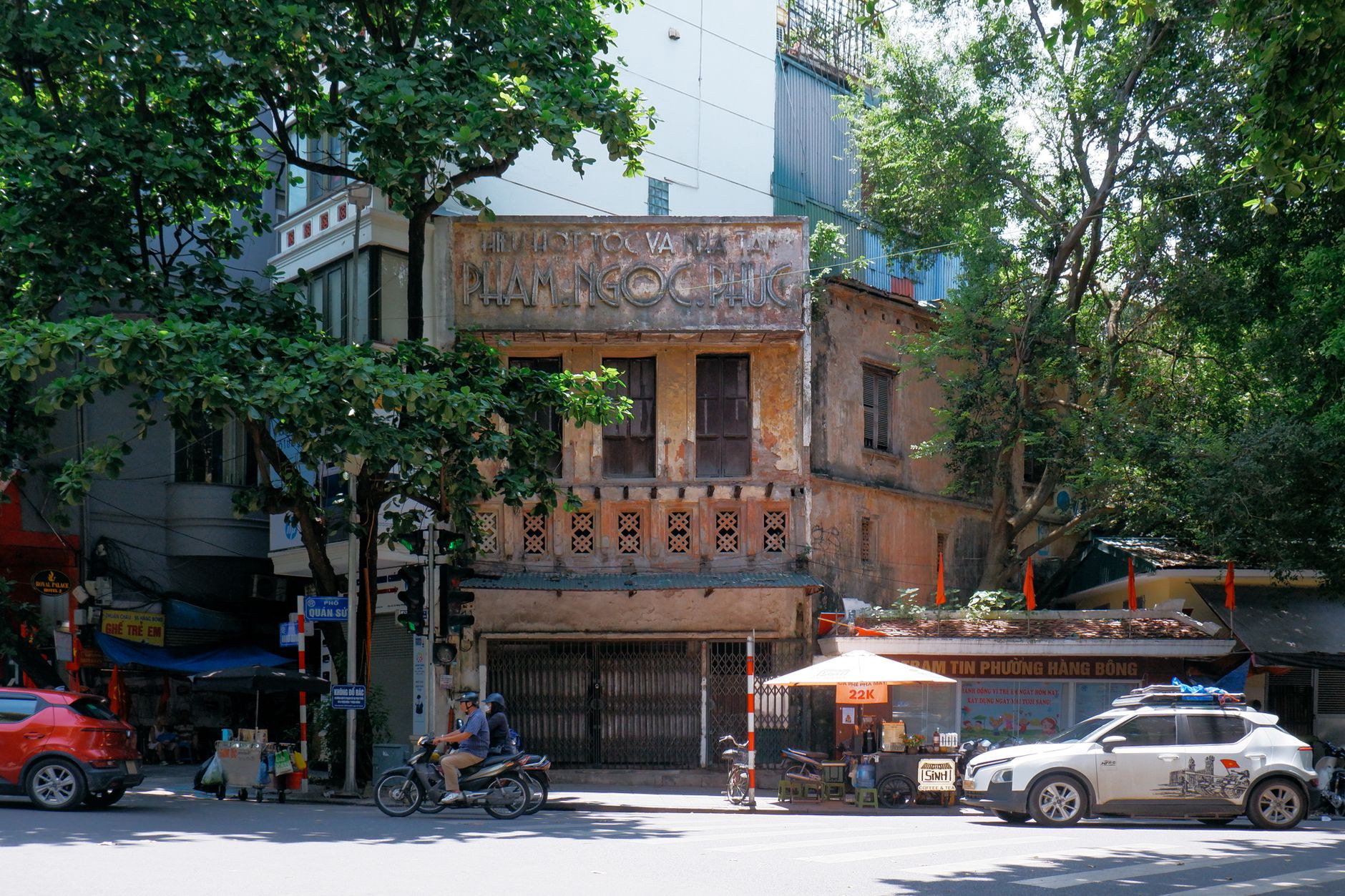 hanoi motor tour: lựa chọn được nhắc đến nhiều trong nhóm chuyên gia smartphone